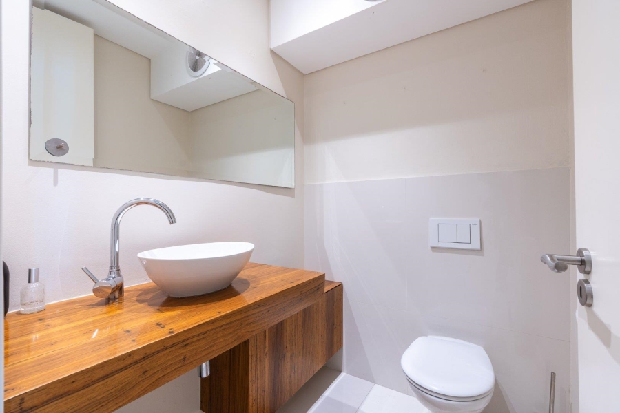 3 Bedroom Property for Sale in Green Point Western Cape